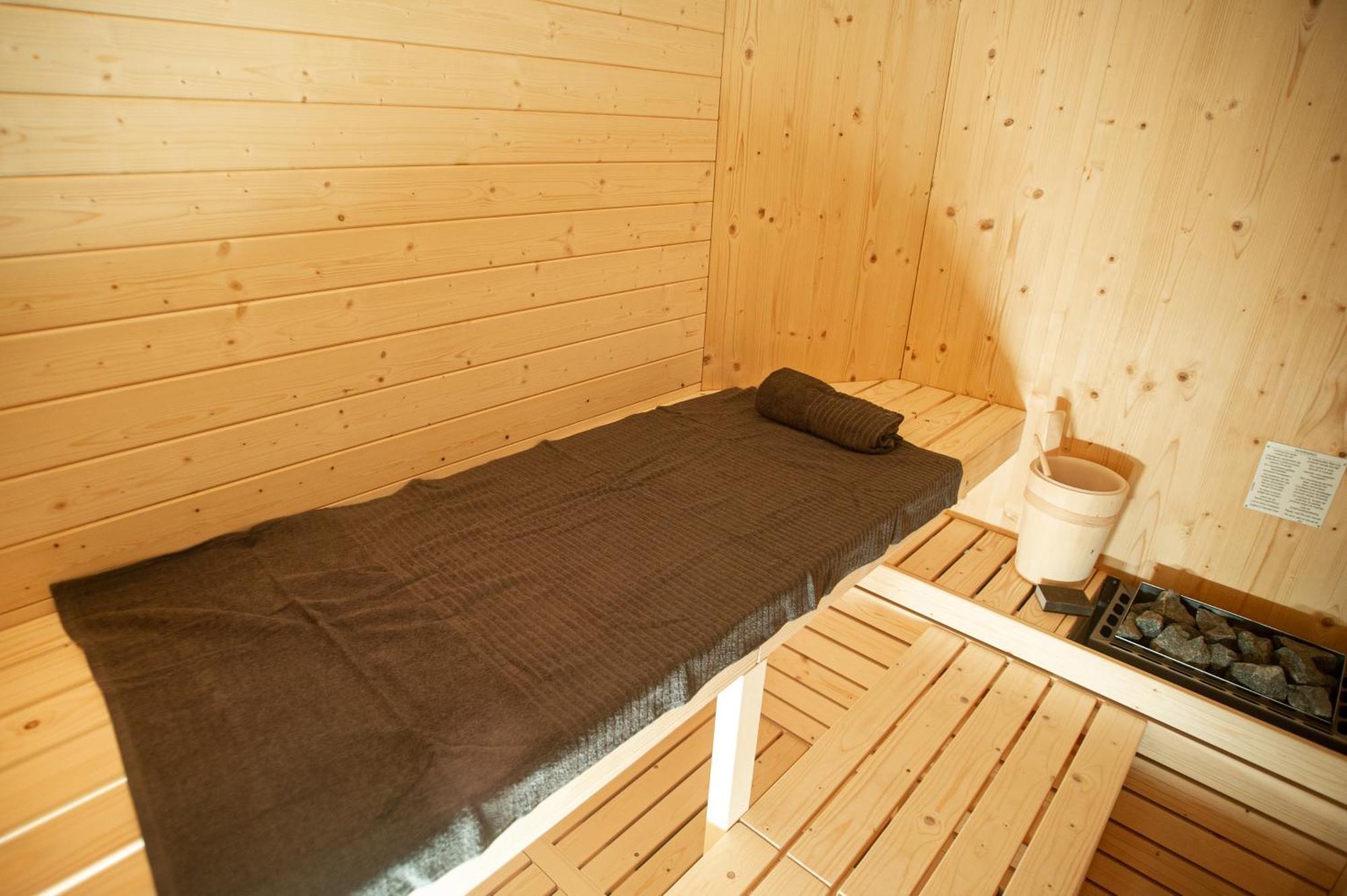 Varanini Luxury Double Bedroom Two And Sauna Milano